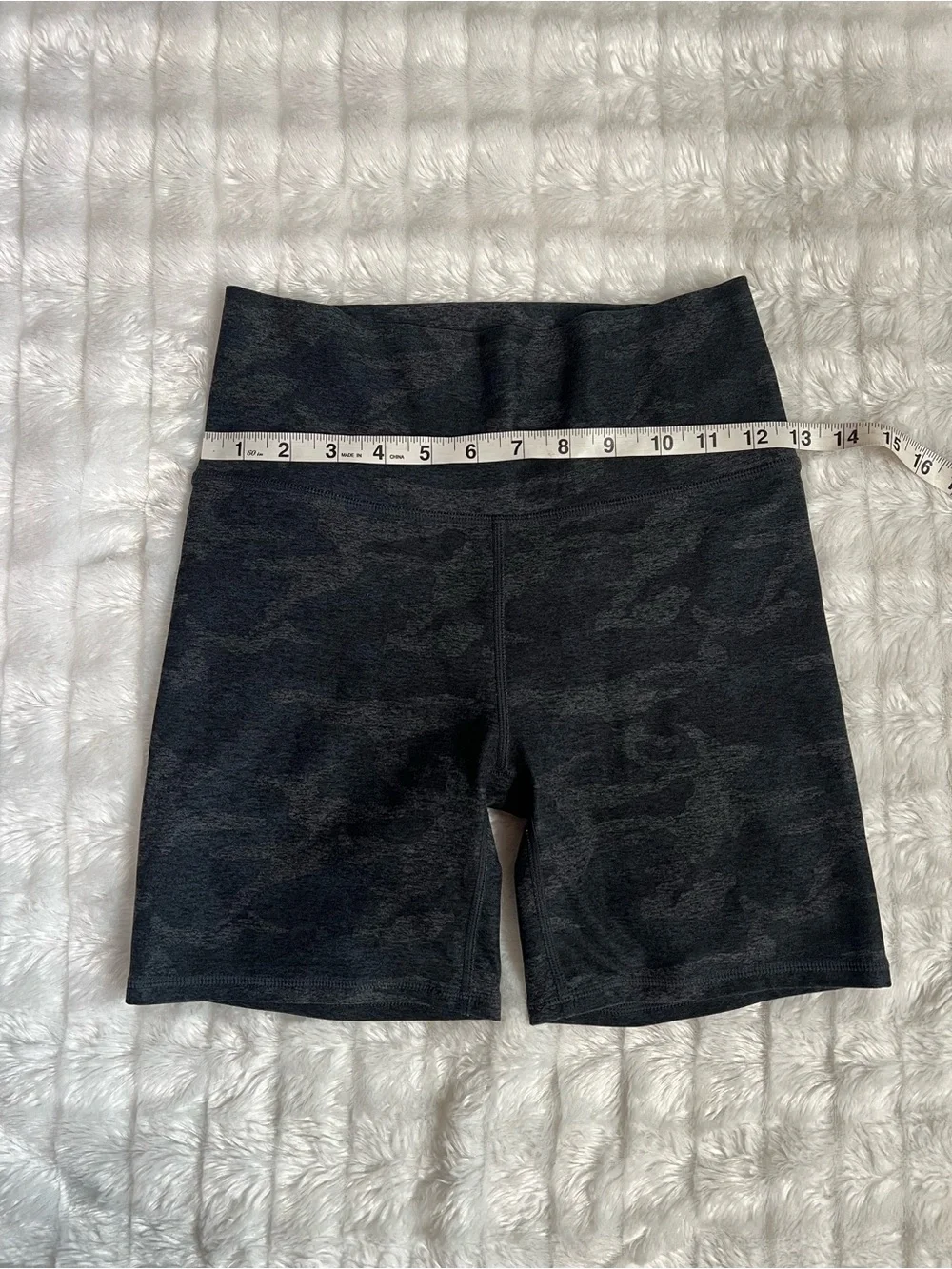 Vuori breathable black